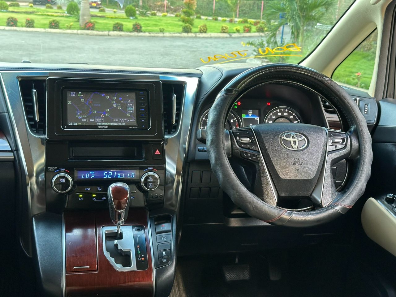 VELLFIRE thumbnail 4